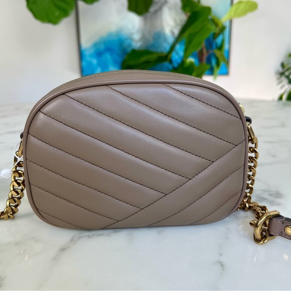 NWT Tory Burch Kira Chevron Small Camera Crossbody Bag Classic Taupe Leather - Picture 3 of 16